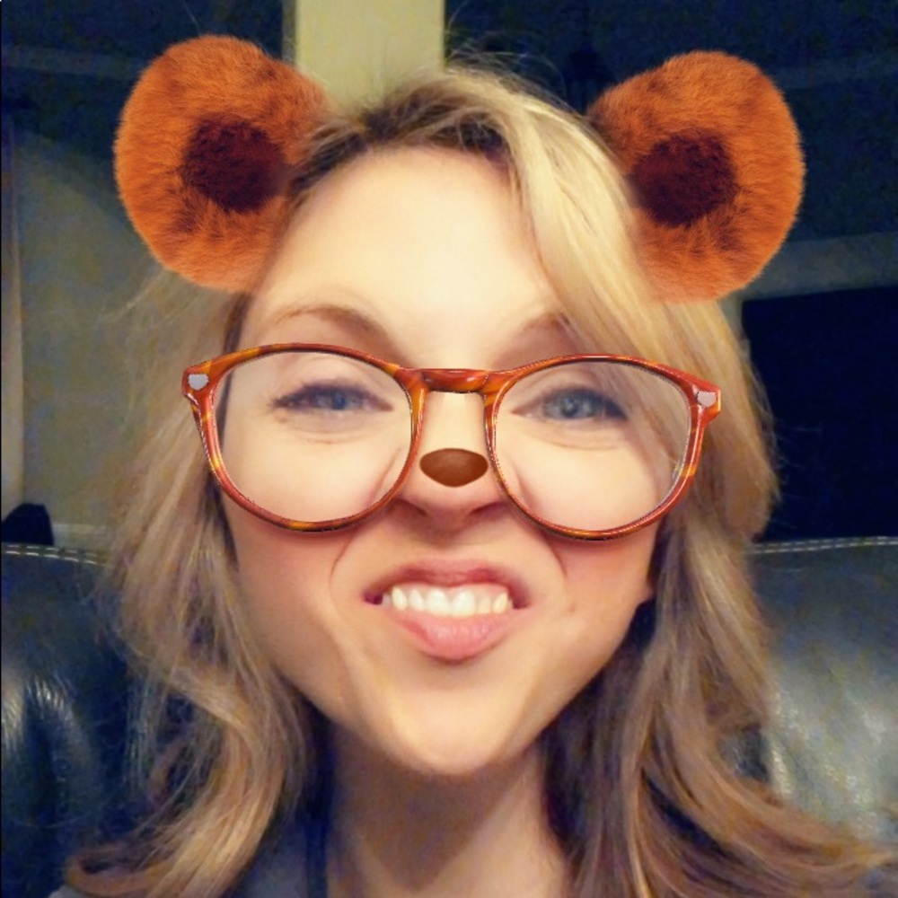 Meet your Posher, Liana